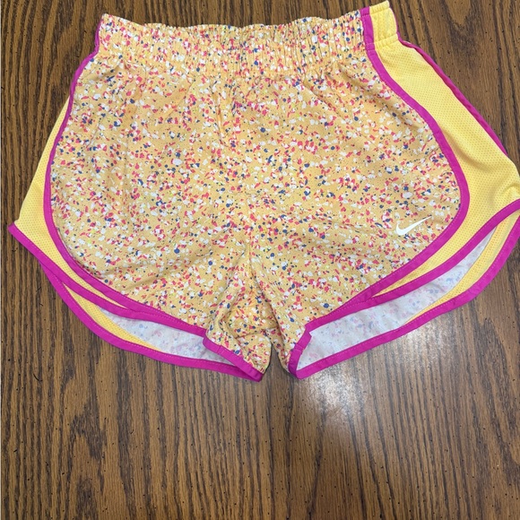 Nike Women's Confetti Yellow and Pink Athletic Shorts - Picture 2 of 6